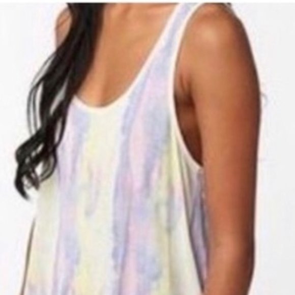 3/$15 Kimchi Blue Tie Dye Open Back Size XS - Picture 2 of 8